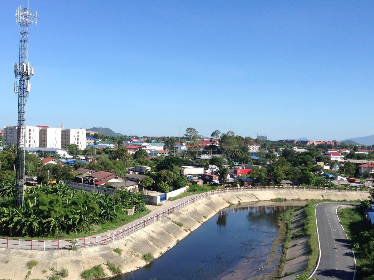 Aparthotel Modernbright Laemchabang Landkreis Landkreis Bang Lamung Exterior foto