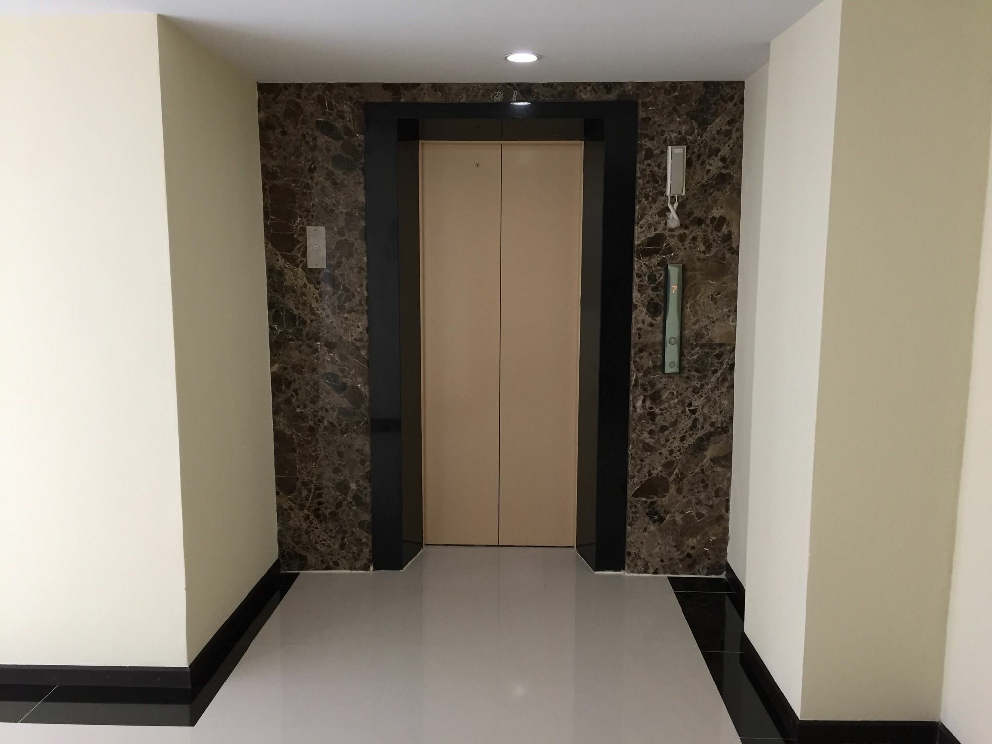 Aparthotel Modernbright Laemchabang Landkreis Landkreis Bang Lamung Exterior foto